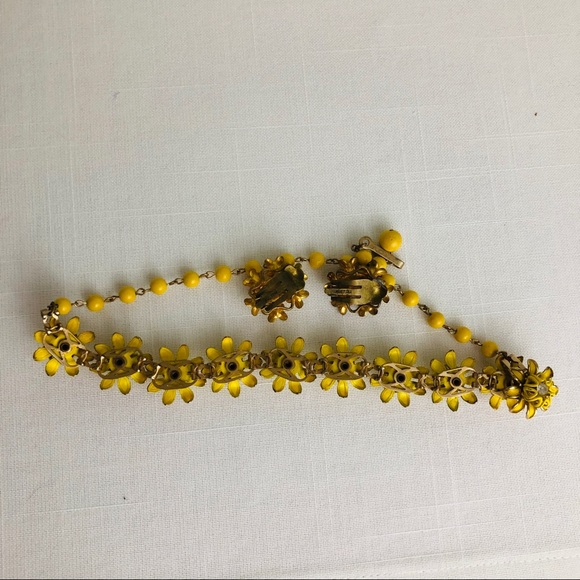 Vintage Austrian Made Necklace and Earrings - Picture 7 of 8